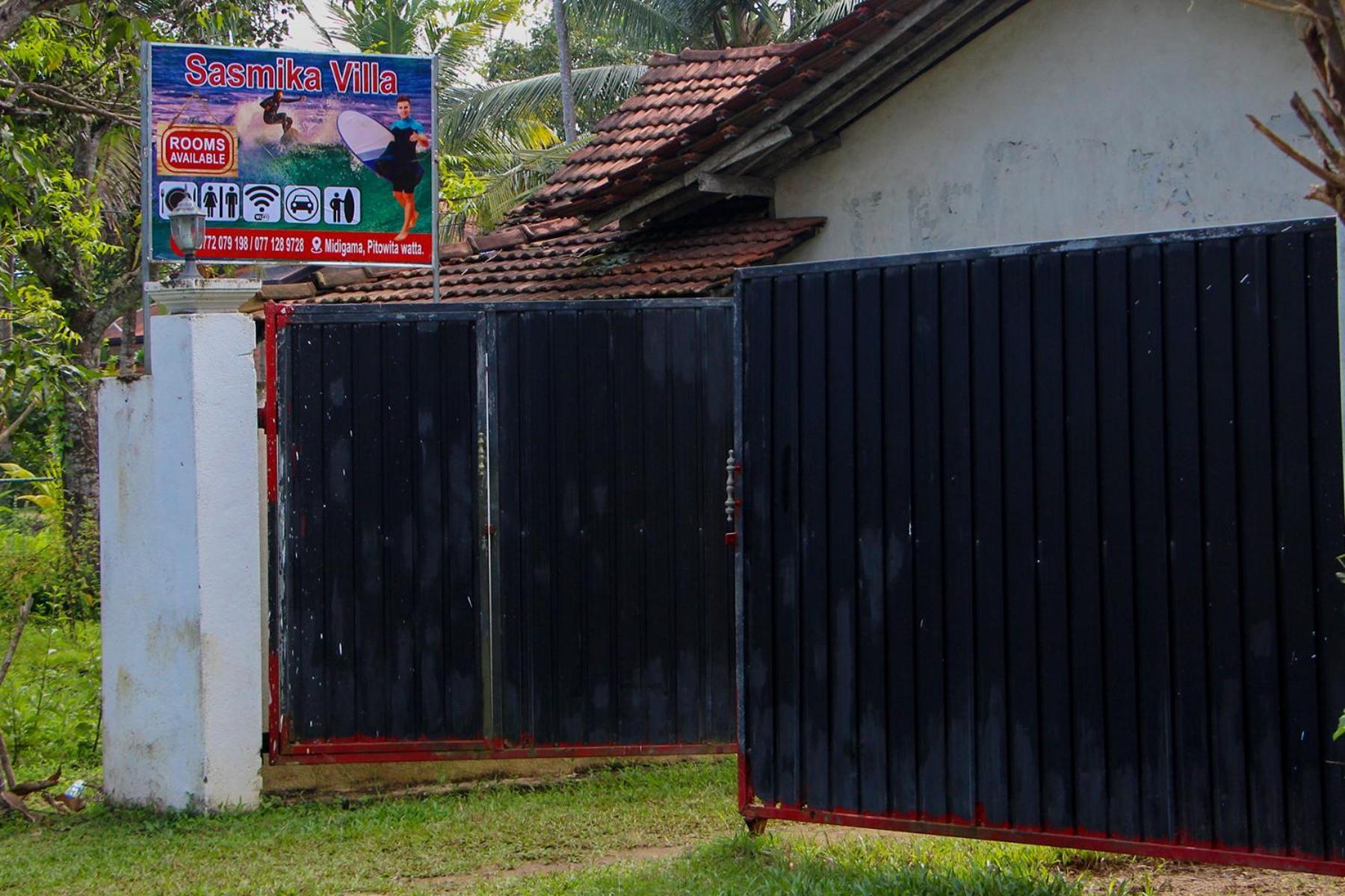Sasmika Villa Surf And Yoga Hostel Weligama Exterior photo