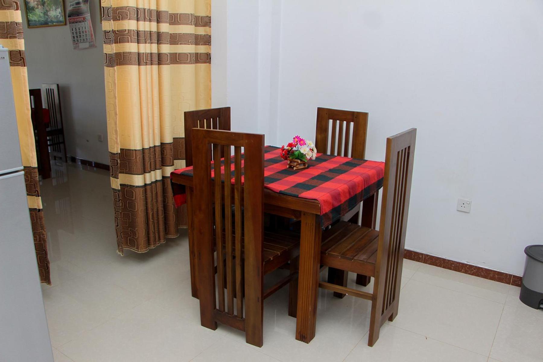 Sasmika Villa Surf And Yoga Hostel Weligama Exterior photo