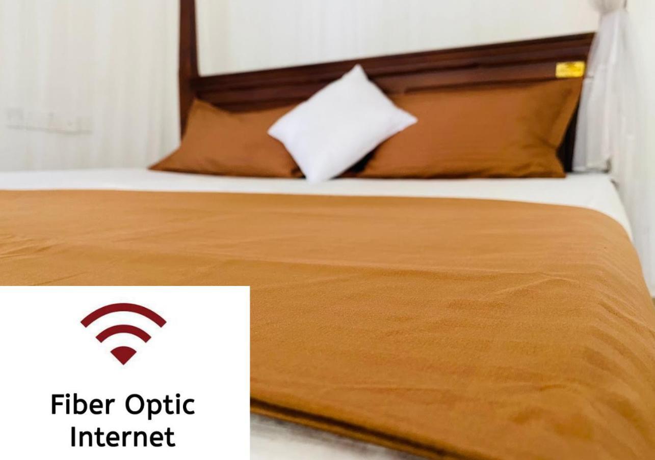 Sasmika Villa Surf And Yoga Hostel Weligama Exterior photo